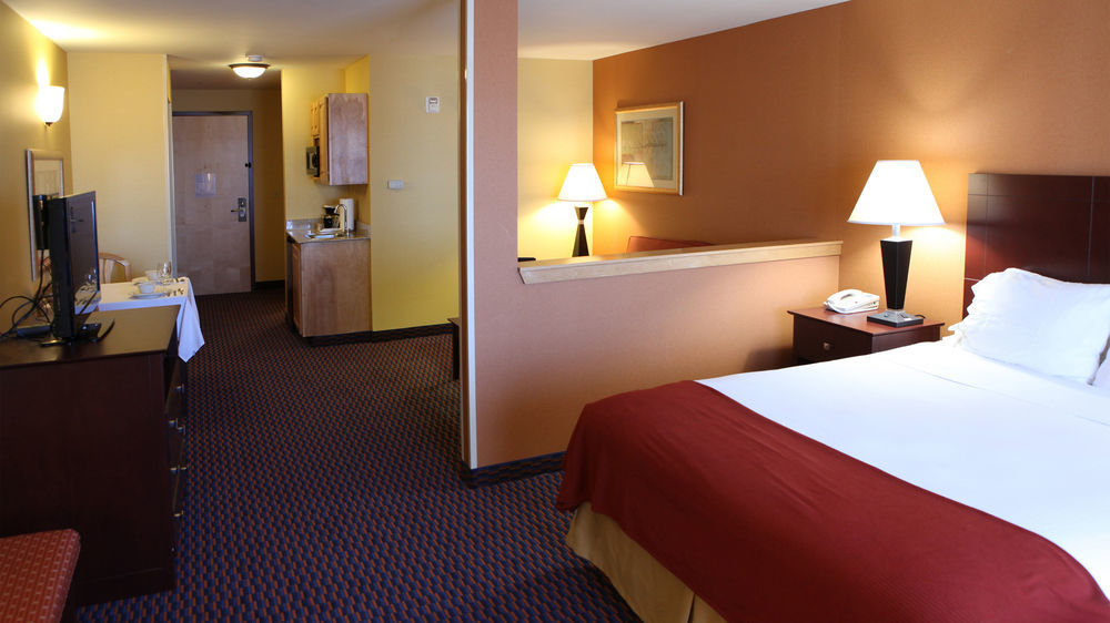 Holiday Inn Express Hotel & Suites Richland Room photo